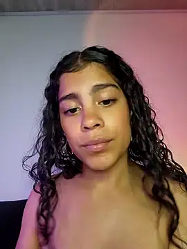 Snapshot of NINA_18_YEARS chatting on 20, 12, 2024 NINA 18 YEARS online show from 20, 12, 2024