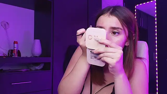 Snapshot of TinaJonnes_ chatting on 18, 3, 2026 TinaJonnes online show from 18, 3, 2026