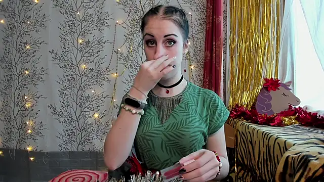 Mary0Lou online show from 25, 12, 2024