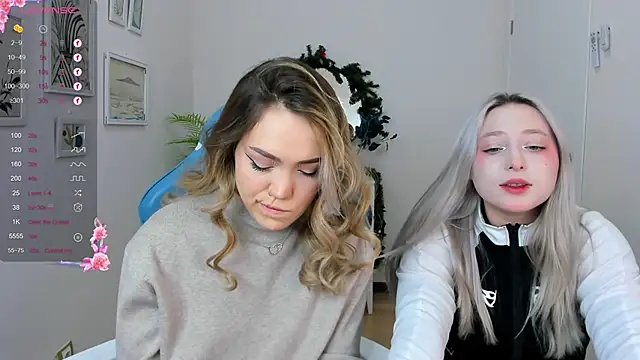 Snapshot of Evia_r0se chatting on 13, 12, 2024 Evia r0se online show from 13, 12, 2024