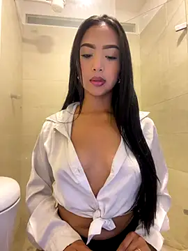 SOPHIACANDY19  online show from 6, 10, 2025