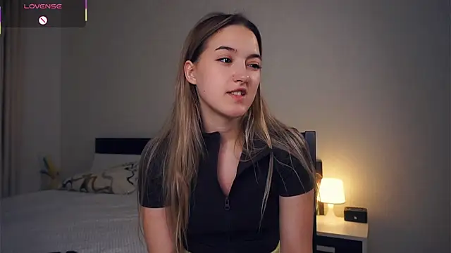 CathrynGeer online show from 8, 10, 2025