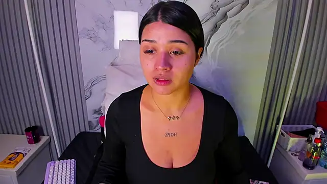 Snapshot of venusowen_ chatting on 11, 5, 2026 venusowen online show from 11, 5, 2026