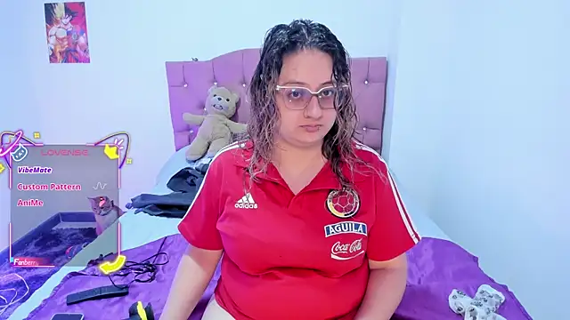 AnnieBigBoobs online show from 19, 12, 2025