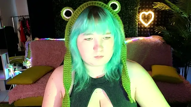 Snapshot of ChimberWol chatting on 9, 9, 2025 ChimberWol online show from 9, 9, 2025