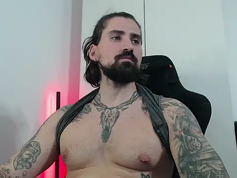 Snapshot of MateoHunk chatting on 12, 10, 2025 MateoHunk online show from 12, 10, 2025