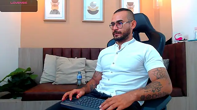 hanz col online show from 10, 12, 2024