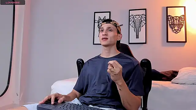connor twink online show from 11, 12, 2024