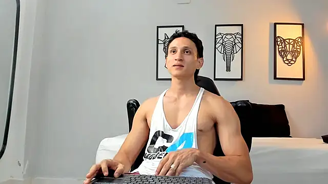 connor twink online show from 21, 1, 2025