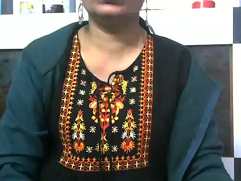 Snapshot of l_l_ish chatting on 14, 12, 2024 l l ish online show from 14, 12, 2024