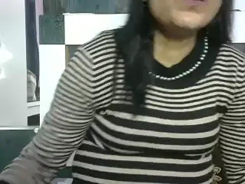 Snapshot of l_l_ish chatting on 23, 12, 2024 l l ish online show from 23, 12, 2024