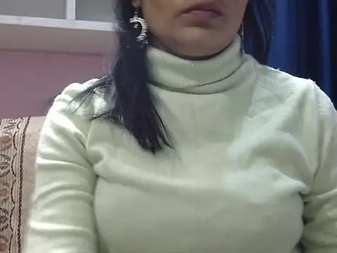 Snapshot of l_l_ish chatting on 9, 2, 2025 l l ish online show from 9, 2, 2025