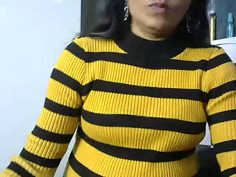 Snapshot of l_l_ish chatting on 16, 2, 2025 l l ish online show from 16, 2, 2025