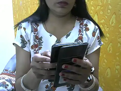 Snapshot of l_l_ish chatting on 9, 3, 2025 l l ish online show from 9, 3, 2025