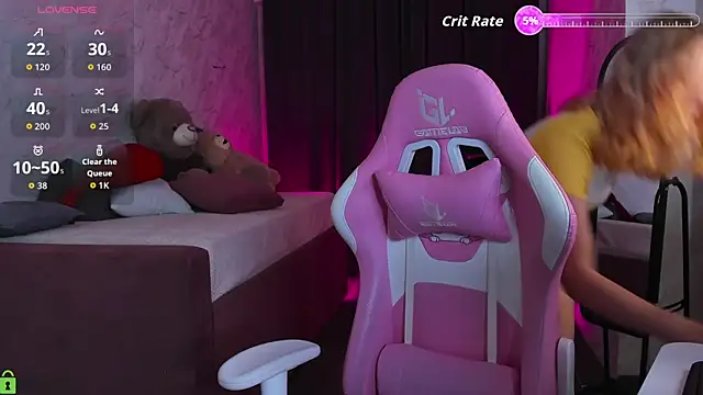 Snapshot of Kira_yoon chatting on 10, 10, 2025 Kira yoon online show from 10, 10, 2025