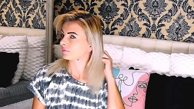 Aly girl1 online show from 29, 9, 2025