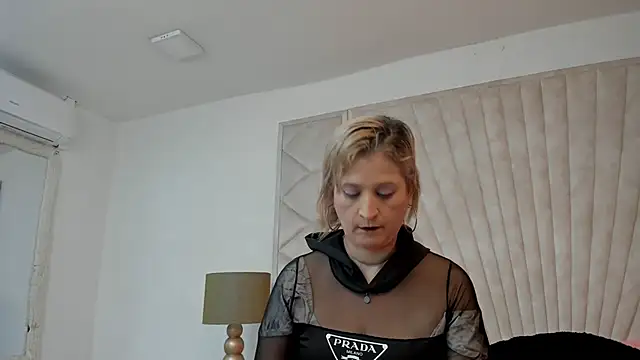 Snapshot of Jade_squirtt chatting on 19, 9, 2025 Jade squirtt online show from 19, 9, 2025