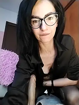 dahlia 82 online show from 12, 5, 2026