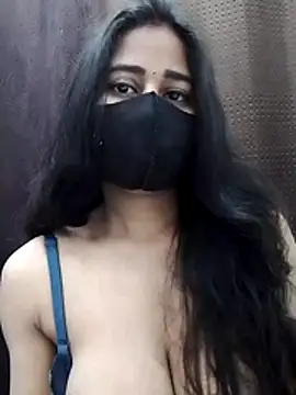 Lalisa sexy online show from 19, 4, 2026