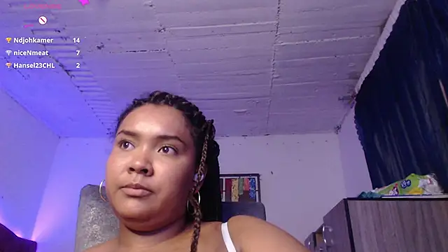 Snapshot of Evelyn_Sandoval chatting on 11, 1, 2025 Evelyn Sandoval online show from 11, 1, 2025