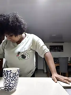 Snapshot of Evelyn_Sandoval chatting on 24, 9, 2025 Evelyn Sandoval online show from 24, 9, 2025