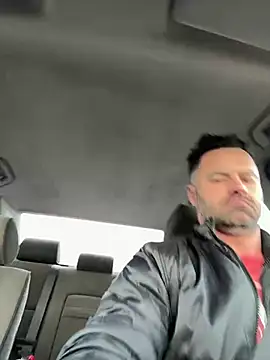 Piotrek2024xx online show from 7, 1, 2025