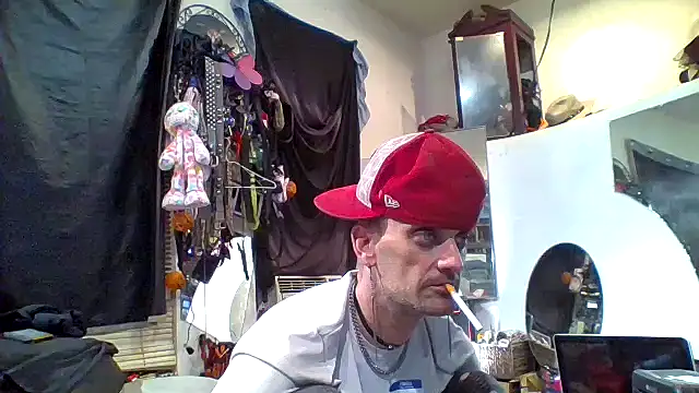 Snapshot of slinginbigD chatting on 27, 9, 2025 slinginbigD online show from 27, 9, 2025