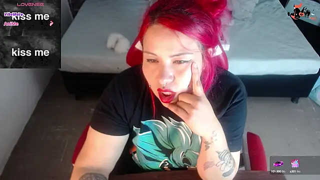 Snapshot of Bruja__Scarlata chatting on 31, 1, 2025 Bruja  Scarlata online show from 31, 1, 2025