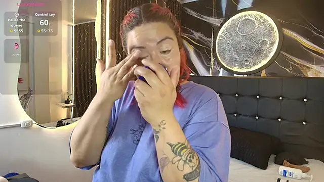 Snapshot of Bruja__Scarlata chatting on 10, 9, 2025 Bruja  Scarlata online show from 10, 9, 2025