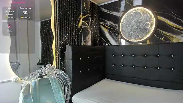 Snapshot of Bruja__Scarlata chatting on 11, 10, 2025 Bruja  Scarlata online show from 11, 10, 2025