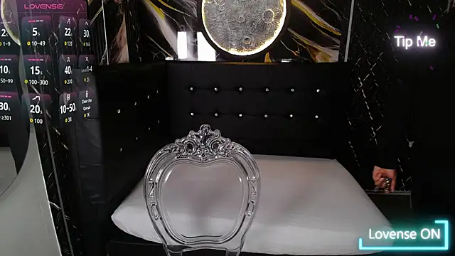 Snapshot of Bruja__Scarlata chatting on 22, 10, 2025 Bruja  Scarlata online show from 22, 10, 2025