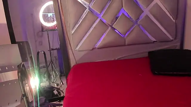 Monica lopez online show from 8, 3, 2025