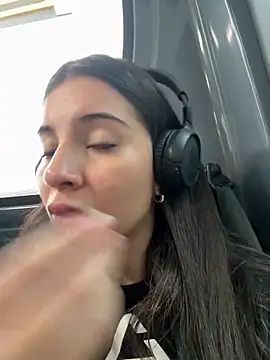 Snapshot of AnitaKariri chatting on 17, 11, 2025 AnitaKariri online show from 17, 11, 2025