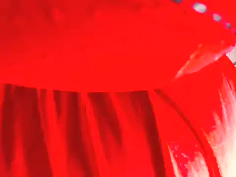 Snapshot of Honeybumsx32 chatting on 9, 10, 2025 Honeybumsx32 online show from 9, 10, 2025