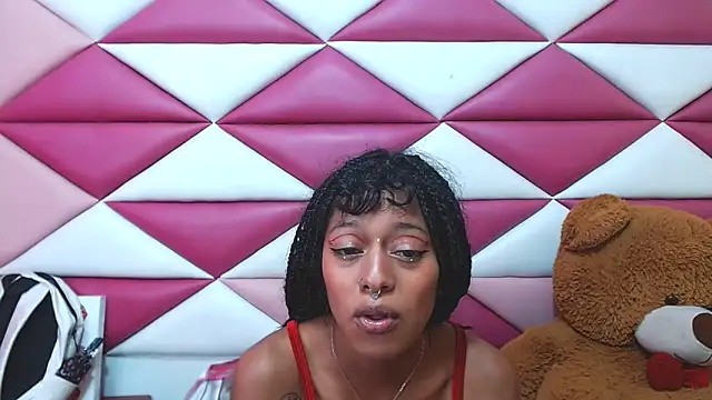 Snapshot of amathistalx chatting on 28, 2, 2025 amathistalx online show from 28, 2, 2025