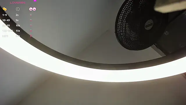 janna isa online show from 23, 3, 2025