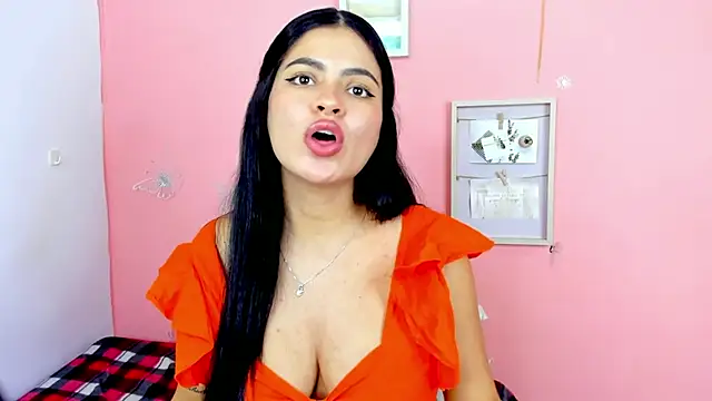 Snapshot of Amandalorense_ chatting on 13, 9, 2025 Amandalorense online show from 13, 9, 2025