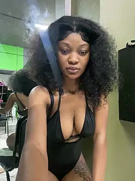 Snapshot of mmbaliii chatting on 28, 12, 2024 mmbaliii online show from 28, 12, 2024
