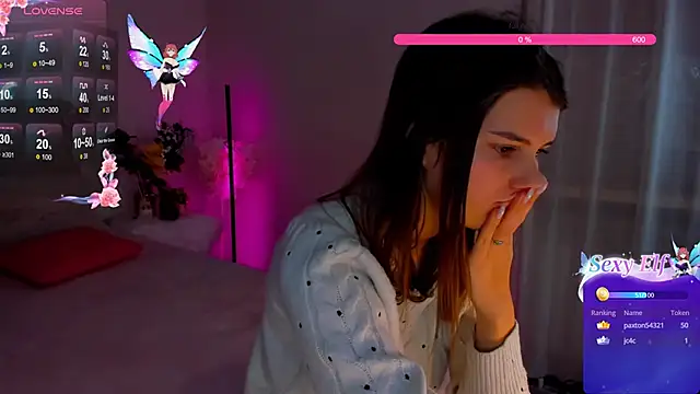 Laura Leee online show from 6, 1, 2025