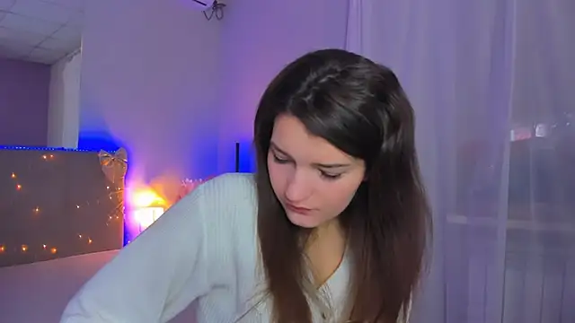 Laura Leee online show from 13, 3, 2026