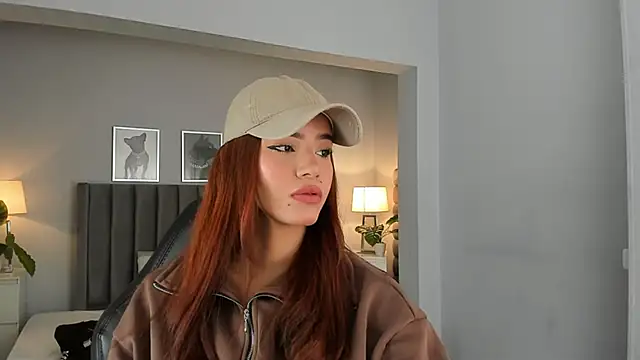 Snapshot of Madie__collins chatting on 12, 10, 2025 Madie  collins online show from 12, 10, 2025