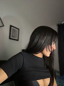 Snapshot of Dulceeany chatting on 10, 2, 2026 Dulceeany online show from 10, 2, 2026