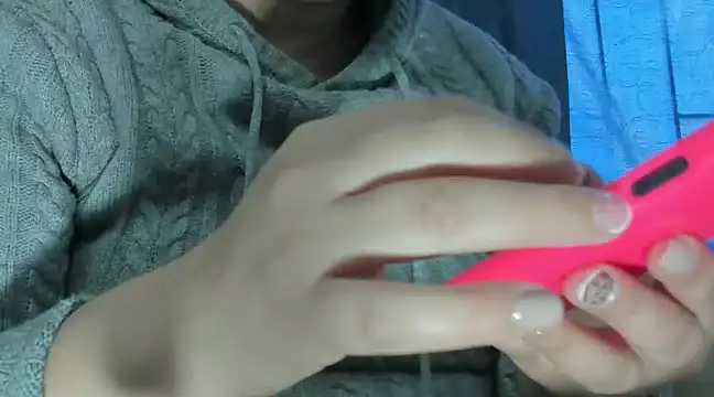 Snapshot of Extrem_HairyPussy chatting on 27, 1, 2025 Extrem HairyPussy online show from 27, 1, 2025