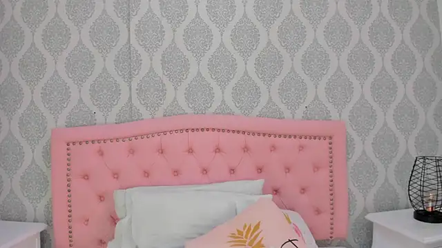 martina rivera  online show from 12, 10, 2025