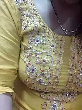 Snapshot of Urmila_bhabhii chatting on 24, 1, 2025 Urmila bhabhii online show from 24, 1, 2025