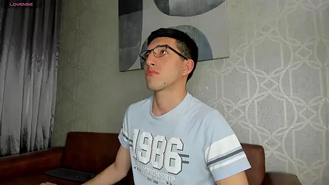 Un Slutty online show from 24, 10, 2025