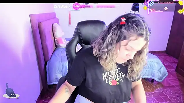 Sabrina Hall  online show from 18, 9, 2025