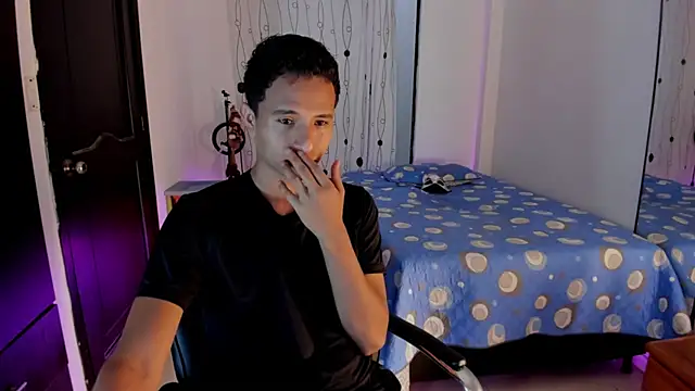 Snapshot of alessandro_wizard chatting on 12, 3, 2025 alessandro wizard online show from 12, 3, 2025