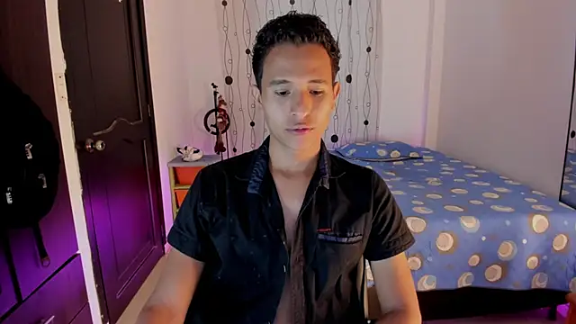 Snapshot of alessandro_wizard chatting on 14, 3, 2025 alessandro wizard online show from 14, 3, 2025