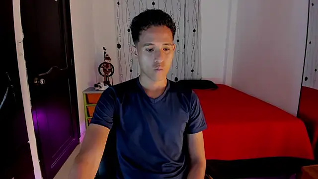 Snapshot of alessandro_wizard chatting on 21, 3, 2025 alessandro wizard online show from 21, 3, 2025